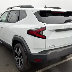 Dacia Duster 1.6 HYBRID 140CH JOURNEY M&eacute;rignac