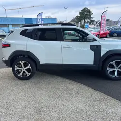 Dacia Duster 1.6 HYBRID 140CH JOURNEY M&eacute;rignac