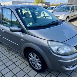 Renault Scenic 2 1.6i 16V 110CH LATITUDE occasion - Nouvoitou - photo 3/6