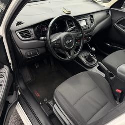 Kia Carens III 1.7 CRDI 136 Cv PREMIUM / 7 PLACES TOIT OUVRANT ECRAN GPS CAMERA CRIT AIR 2 occasion - Taverny - photo 3/29