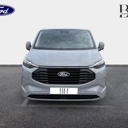 Ford Transit Custom 320 L1H1 2.5 Duratec 232ch Hybride rechargeable Cabine Approfondie Limited CVT Vitr&eacute;