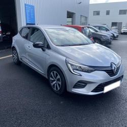 Renault Clio 5 1.6 E-Tech hybride 145ch Evolution Les Sables-d'Olonne