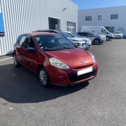 Renault Clio 3 1.5 dCi 70ch Authentique 5p Les Sables-d'Olonne