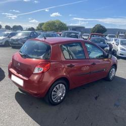 Renault Clio 3 1.5 dCi 70ch Authentique 5p Les Sables-d'Olonne
