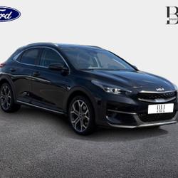 Kia XCee'd 1.6 GDi 105ch + Plug-In 60.5ch Black & White Edition DCT6 MY22 Vitr&eacute;