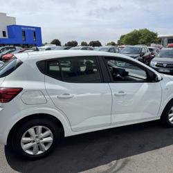 Dacia Sandero 1.0 TCe 90ch Confort Les Sables-d'Olonne