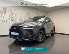 Lexus NX Saint-Maximin
