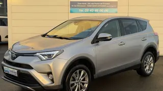 Toyota RAV4  - Dynamic - photo 0
