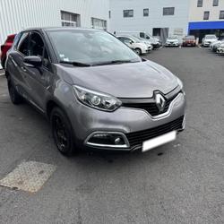 Renault Captur 0.9 TCe 90ch Stop&Start energy Intens Euro6 2016 Les Sables-d'Olonne
