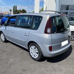 Renault Espace 4 2.0 dCi 150ch FAP Alyum Euro5 Les Sables-d'Olonne