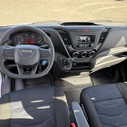 Iveco Daily IVECO PORTE VOITURE DEPANNEUSE  35 S 16 3L0 160 CH EMPATTEMENT 4100 PLATEAU FIX\'ALU EQUIP\' Arnage