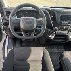 Iveco Daily 35C16 3L CAISSE + HAYON 160CH Arnage