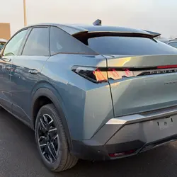 Peugeot 3008 1.2 HYBRID 145CH ALLURE E-DCS6 Saint-L&eacute;ger-de-Lini&egrave;res