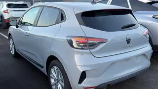 Renault Clio  - photo 2