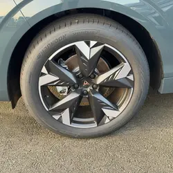 Cupra Terramar 1.5 ETSI HYBRID 150CH V DSG7 M&eacute;rignac