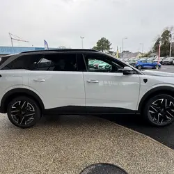 Peugeot 5008 HYBRID 145CH ALLURE E-DCS6 M&eacute;rignac