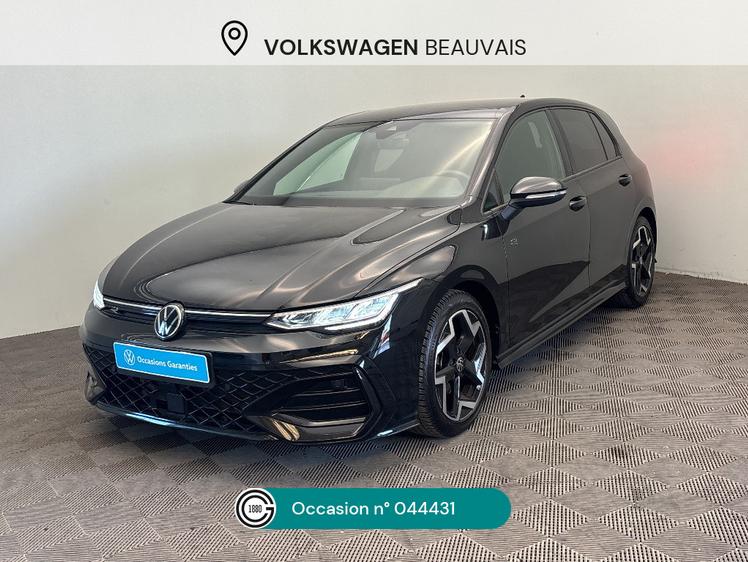 Volkswagen Golf 8  - 30 990 €