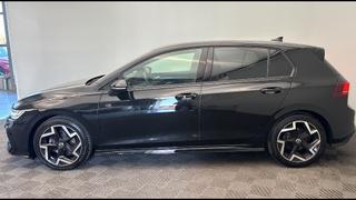 Volkswagen Golf 8  - photo 1