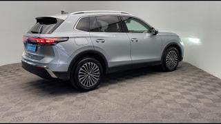 Volkswagen Tiguan  - photo 4