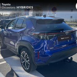 Toyota Yaris Cross 130h Collection Attelage Lattes