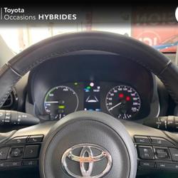 Toyota Yaris 116h Dynamic Business 5p + Programme Beyond Zero Academy MY22 Lattes