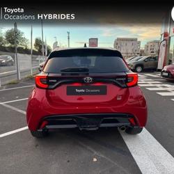 Toyota Yaris 116h GR Sport 5p MY22 Lattes