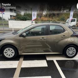 Toyota Yaris 116h Dynamic 5p S&egrave;te