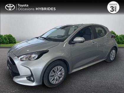 Toyota Yaris - 116h Dynamic Business 5p + Programme Beyond Zero Academy MY22 - 16 990 €