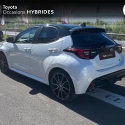 Toyota Yaris 116h GR Sport 5p MY22 Lattes
