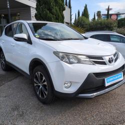 Toyota RAV4 150 D-4D Life Edition AWD occasion - N&icirc;mes - photo 2/26