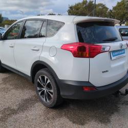 Toyota RAV4 150 D-4D Life Edition AWD occasion - N&icirc;mes - photo 3/26