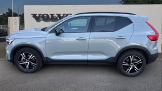 Volvo XC40  - photo 1