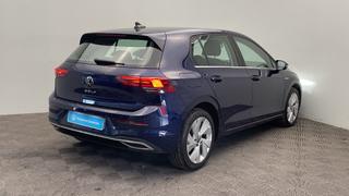 Volkswagen Golf 8  - photo 3