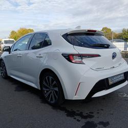 Toyota Corolla 122H DESIGN MY21 Colomby