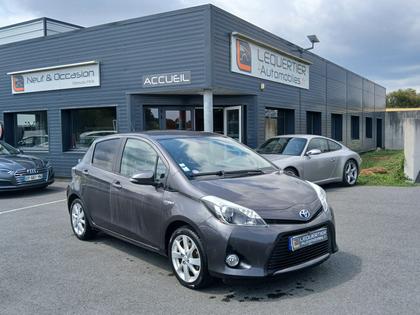 Toyota Yaris - HSD 100H STYLE 5P - 9 950 €