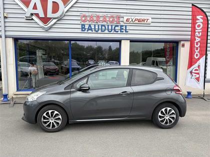Peugeot 208 - 208 1.4 HDI - 6 490 €