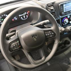 Peugeot Boxer BOXER FGN TOLE 3.3 T L2H2 140 S&S BVM6 Montendre