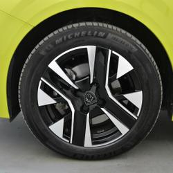 Peugeot 208 PureTech 100 S&S BVM6 Allure Montendre