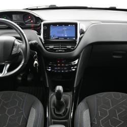 Peugeot 2008 PureTech 82ch S&S BVM5 Signature Montendre