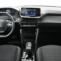 Peugeot 208 50 kWh 136ch Active occasion - Montendre - photo 2/36