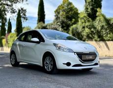Peugeot 208 Saint-Cannat