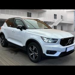 Volvo XC40 T2 129ch R-Design Geartronic 8 occasion - Les Sables-d'Olonne - photo 2/14