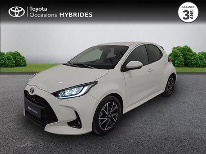 Toyota Yaris - 116h Design 5p - 17 990 €