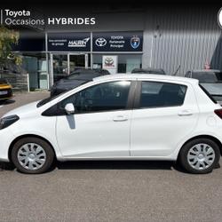 Toyota Yaris 100h Dynamic Business 5p Le Cr&egrave;s