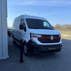 Renault Master F3300 L2H2 2.0 BLUE DCI 150 RED EDITION - ATTELAGE Montaigu-Vend&eacute;e
