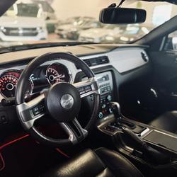 Ford Mustang FORD MUSTANG V6 La Motte-Servolex