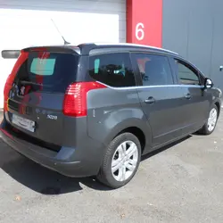 Peugeot 5008 1.6 E-HDI112 FAP ALLURE BMP6 7PL Divatte-sur-Loire