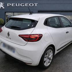 Renault Clio 5 Business E-Tech hybride 140 -21N Ploun&eacute;vez-Quintin