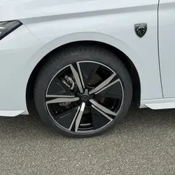 Peugeot 308 SW Phase 2 1.2 HYBRID 145CH GT E-DCS6 Saint-Saturnin