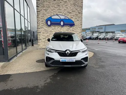 Renault Arkana - 1.6 E-TECH 145CH RS LINE -21B - 21 990 €